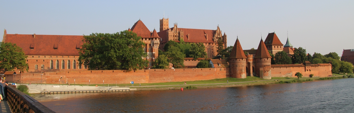Marienburg-Landscape-vom-Fluss-Nagat.jpg
