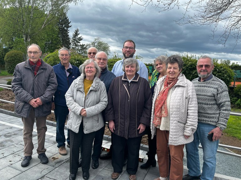 v.l.n.r. Gerhard König, Wolfgang Warnat, Christa Kutz, Erich Teichner, Kuno Kutz, Gerda Weller, Michael Hundertmark, Gabriele Eichenauer, Annerose Heidlas, Siegfried Heidlas